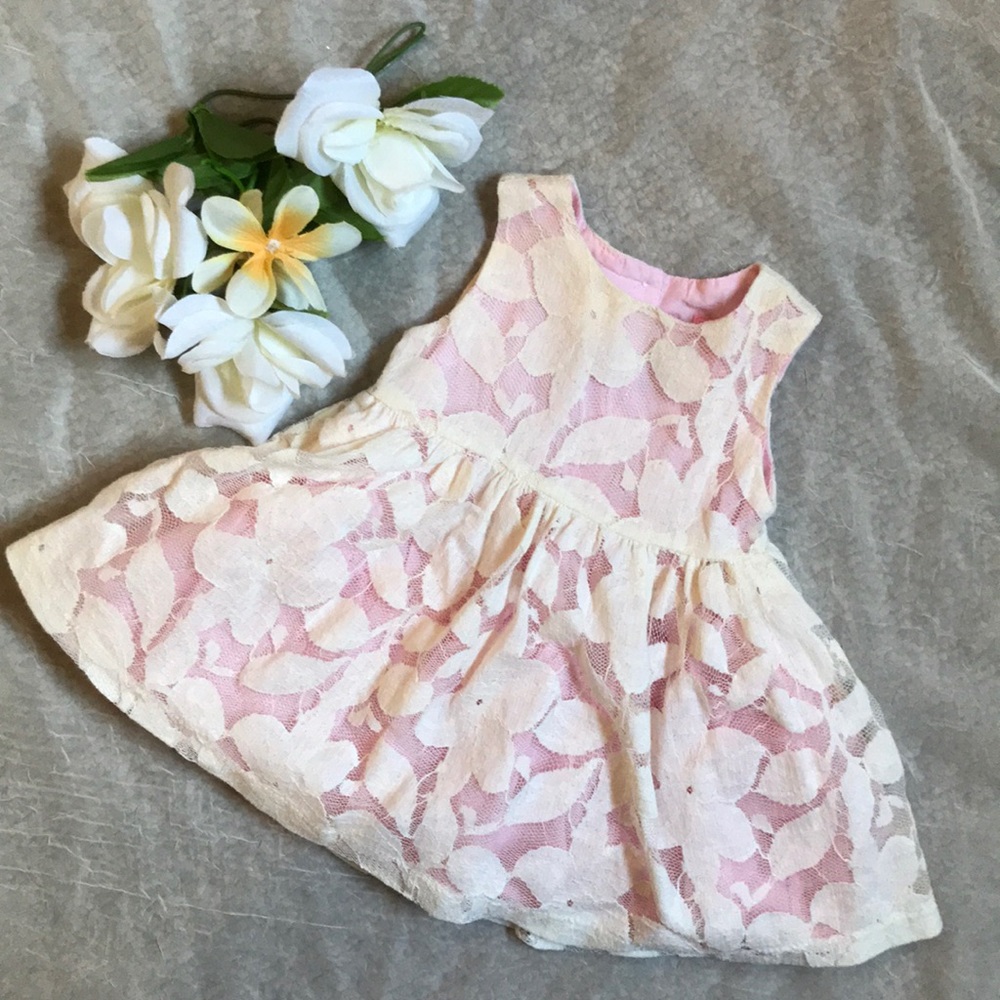 Lace pink baby girl dress